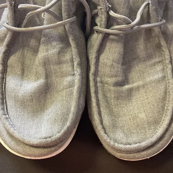 Hey Dude Men’s Size 11. Preowned. - Picture 3 of 15